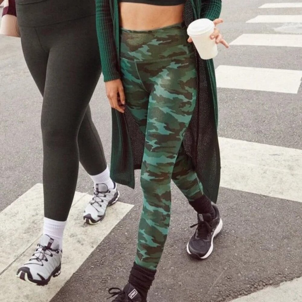 Beyond Yoga Green Camo Print Sparkle Sportflex High Rise Leggings